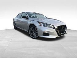 2022 Nissan Altima SR 