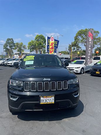 2019 Jeep Grand Cherokee Laredo E