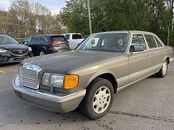 1986 Mercedes-Benz 560 SEL 