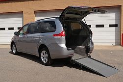 2014 Toyota Sienna LE Mobility