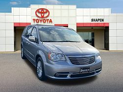 2016 Chrysler Town & Country Limited Edition 