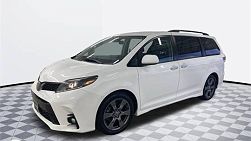 2020 Toyota Sienna SE 
