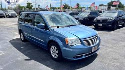 2012 Chrysler Town & Country Touring 