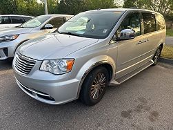2011 Chrysler Town & Country Limited Edition 