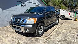 2010 Nissan Titan LE 