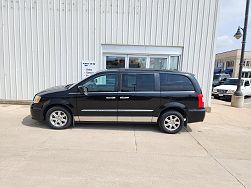 2012 Chrysler Town & Country Touring 