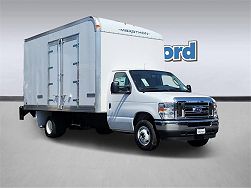 2024 Ford Econoline E-450 