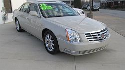 2010 Cadillac DTS Luxury 