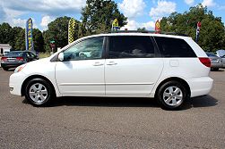 2004 Toyota Sienna XLE 