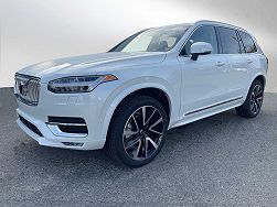 2024 Volvo XC90 B6 Plus Bright Theme