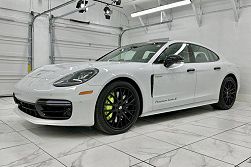 2022 Porsche Panamera Turbo S 