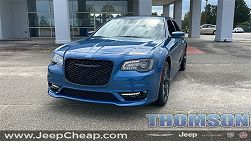 2023 Chrysler 300 Touring L