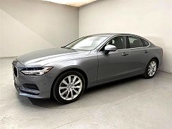 2017 Volvo S90 T6 Momentum 