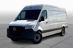 2024 Mercedes-Benz eSprinter 2500 High Roof