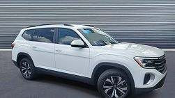 2024 Volkswagen Atlas SE 