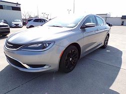 2017 Chrysler 200 Limited 