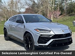 2022 Lamborghini Urus  