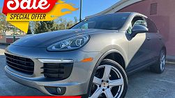 2016 Porsche Cayenne  