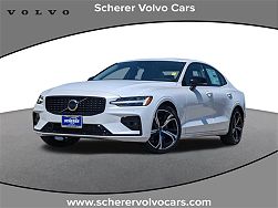 2024 Volvo S60 B5 Core Dark Theme