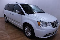 2015 Chrysler Town & Country Limited Edition Platinum