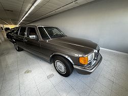 1988 Mercedes-Benz 560 SEL 
