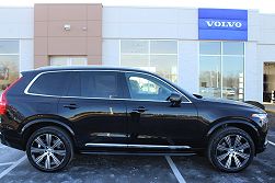 2024 Volvo XC90 T8 Ultimate Bright Theme