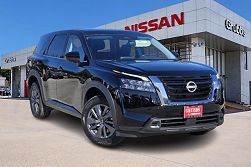 2024 Nissan Pathfinder S 