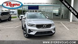 2024 Volvo XC40 B5 Plus Bright Theme