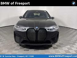 2025 BMW iX M60 