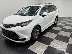 2021 Toyota Sienna LE Mobility