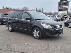 2011 Volkswagen Routan SE 