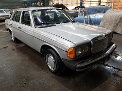 1982 Mercedes-Benz 240 D 