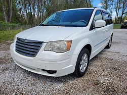 2010 Chrysler Town & Country Touring 