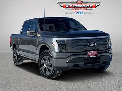 2023 Ford F-150 Lightning Lariat 