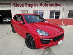 2016 Porsche Cayenne GTS 