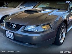 2004 Ford Mustang GT Deluxe