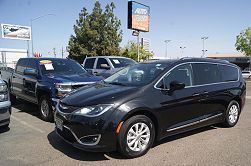 2019 Chrysler Pacifica Touring-L 