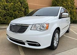 2016 Chrysler Town & Country Limited Edition Platinum
