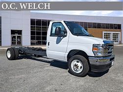 2024 Ford Econoline E-450 