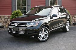 2012 Volkswagen Touareg Executive 