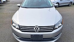 2012 Volkswagen Passat SE 