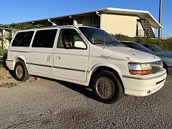 1992 Chrysler Town & Country  