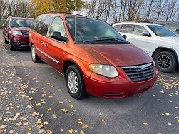2006 Chrysler Town & Country Touring 