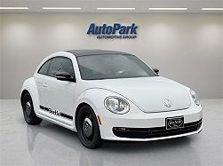 2012 Volkswagen Beetle Base 
