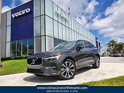 2022 Volvo XC60 B5 Momentum 