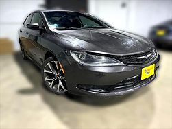 2016 Chrysler 200 S 