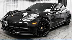 2022 Porsche Panamera  