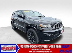 2022 Jeep Grand Cherokee Laredo 