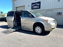 2009 Chrysler Town & Country LX 