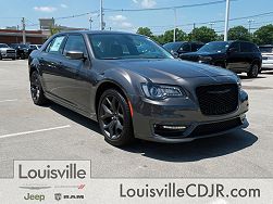 2023 Chrysler 300 Touring L